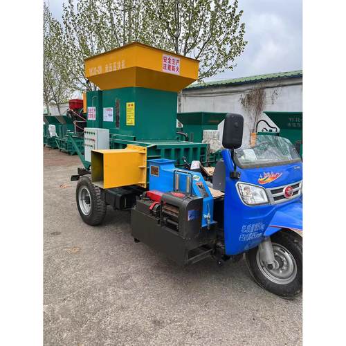 柴油三轮青贮铡草车干湿草料揉丝打包机户外收牧草粉碎一体压块机 - 图1