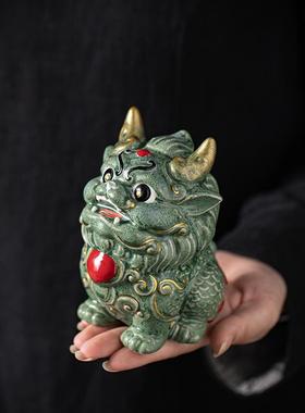 禅意中式陶瓷祥瑞麒麟瑞兽摆件创意家居客厅办公室桌面装饰礼品