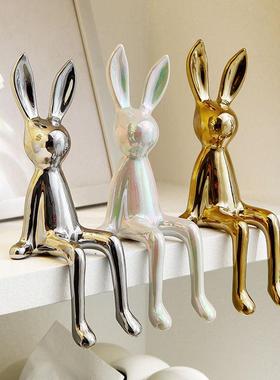 电视柜桌面坐姿摆件轻奢高档电镀银小兔子玄关酒柜客厅家居装饰品