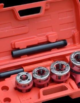 销售62型轻型管子铰板手动套丝机62型3头4头管子绞板63型管子铰板