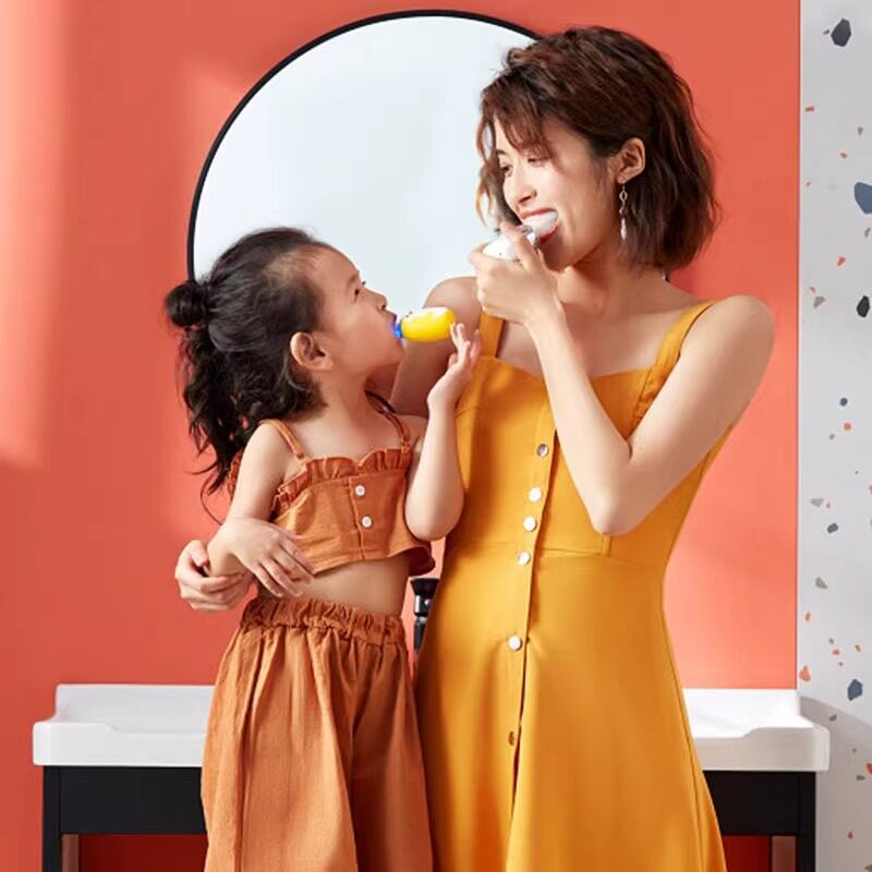 艾诗摩尔儿童智能电动牙刷语音播报U型软毛刷头多功能家用便携