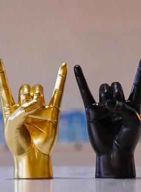 新品摇滚乐队Rock手势手指模型酒吧桌面办公室树脂工艺品摆件