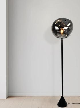 熔岩立式落地灯极简意式大厅氛围装饰灯轻奢高级感客厅沙发角落灯