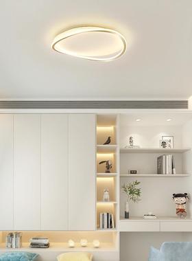 卧室吸顶灯网红极简艺术几何圆形主卧led灯创意简约现代房间灯具