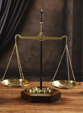 复古怀旧老式手工铁艺天平律师公正公平秤店铺橱窗玄关装饰品摆件