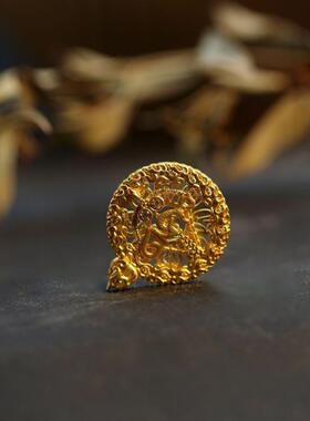 黄金色复古古法精工纯手工雕花点钻吊坠作明佛母吊坠花蔓弓箭挂坠