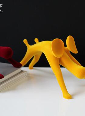 简约现代样板间售楼处电视柜外星狗动物绒面雕塑家居儿童房摆件