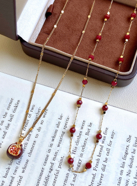 红色石榴吊坠双层叠戴串珠项链女
