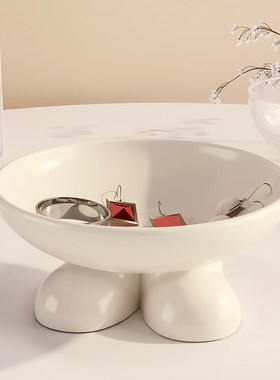 现代简约入户玄关钥匙收纳摆件陶瓷高级感奶油风创意门口首饰托盘