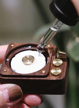 速发复古唱空车载香薰/创木工坊汽车内机风出调口装饰摆件淡香