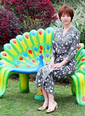 速发孔园公雀坐凳摆件户外幼儿椅商场美陈花朵座园玻璃钢雕塑景观