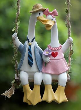 卡通鸭子情侣秋千仿真动物庭院园林挂件配件DIY花盆阳台装饰摆件