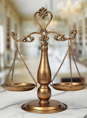 仿古工艺品装饰品铁艺摆件天平款式做旧复古桌面立式置物架