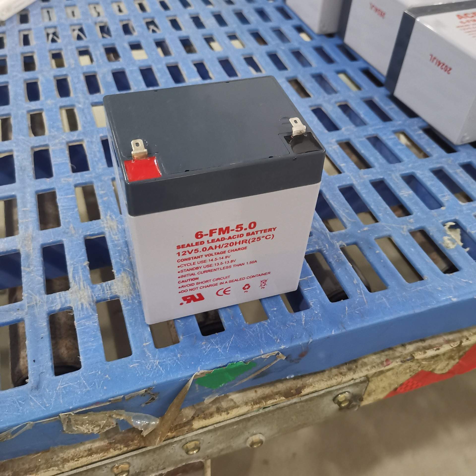 UPS标机小电瓶12V4AH5AH后备铅酸蓄电池太阳能移动储能小系统电池 - 图1