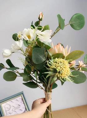 M121森系帝王花尤加利手札花束仿真花束假花婚礼新品