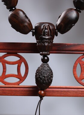 精品沉香木精雕十八罗汉男士手持手串实木汽车保平安挂件文玩佛珠