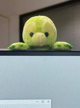 奥乐磁吸小乌龟上班搭子女生工位情绪稳定神器桌面卡通毛绒小玩偶