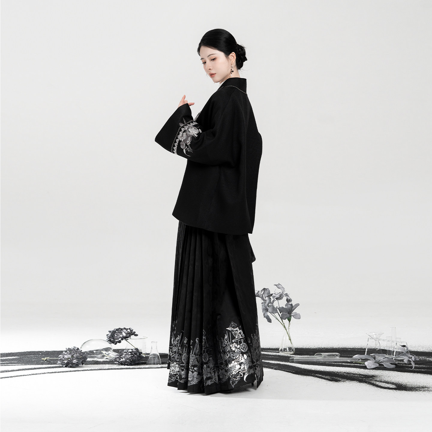 织造司[调香室]新中式对襟外套蕾丝拼接衬衫一片式暗纹织金马面裙,淘宝优惠券,粉丝福利购,淘宝优惠卷