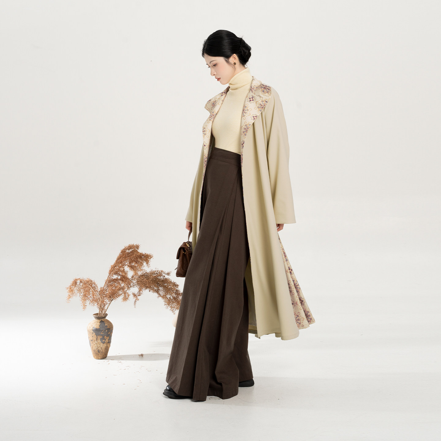 织造司[漫叙]新中式风衣外套女2025新款中长款改良圆领袍阔腿宋裤,淘宝优惠券,粉丝福利购,淘宝优惠卷