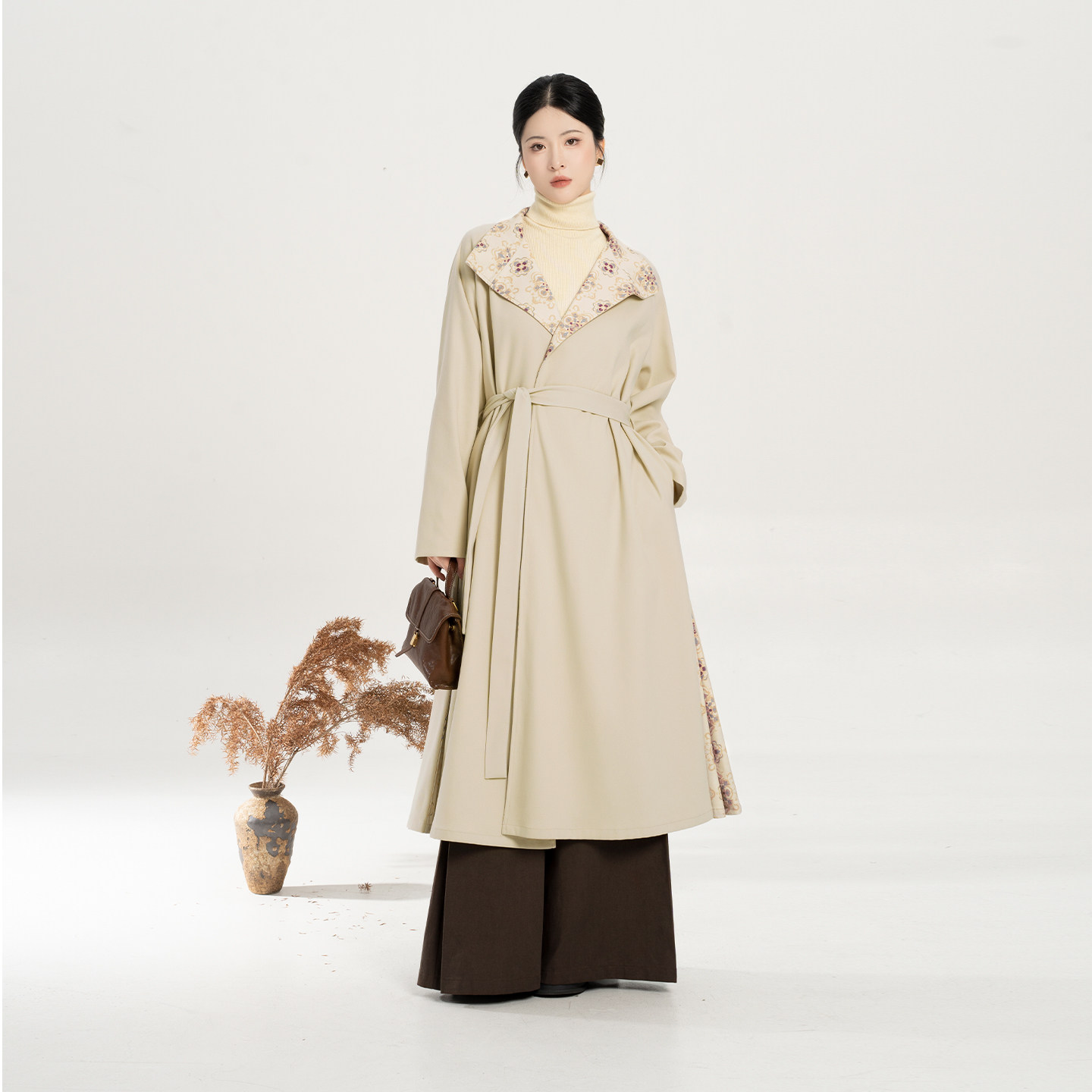 织造司[漫叙]新中式风衣外套女2025新款中长款改良圆领袍阔腿宋裤,淘宝优惠券,粉丝福利购,淘宝优惠卷