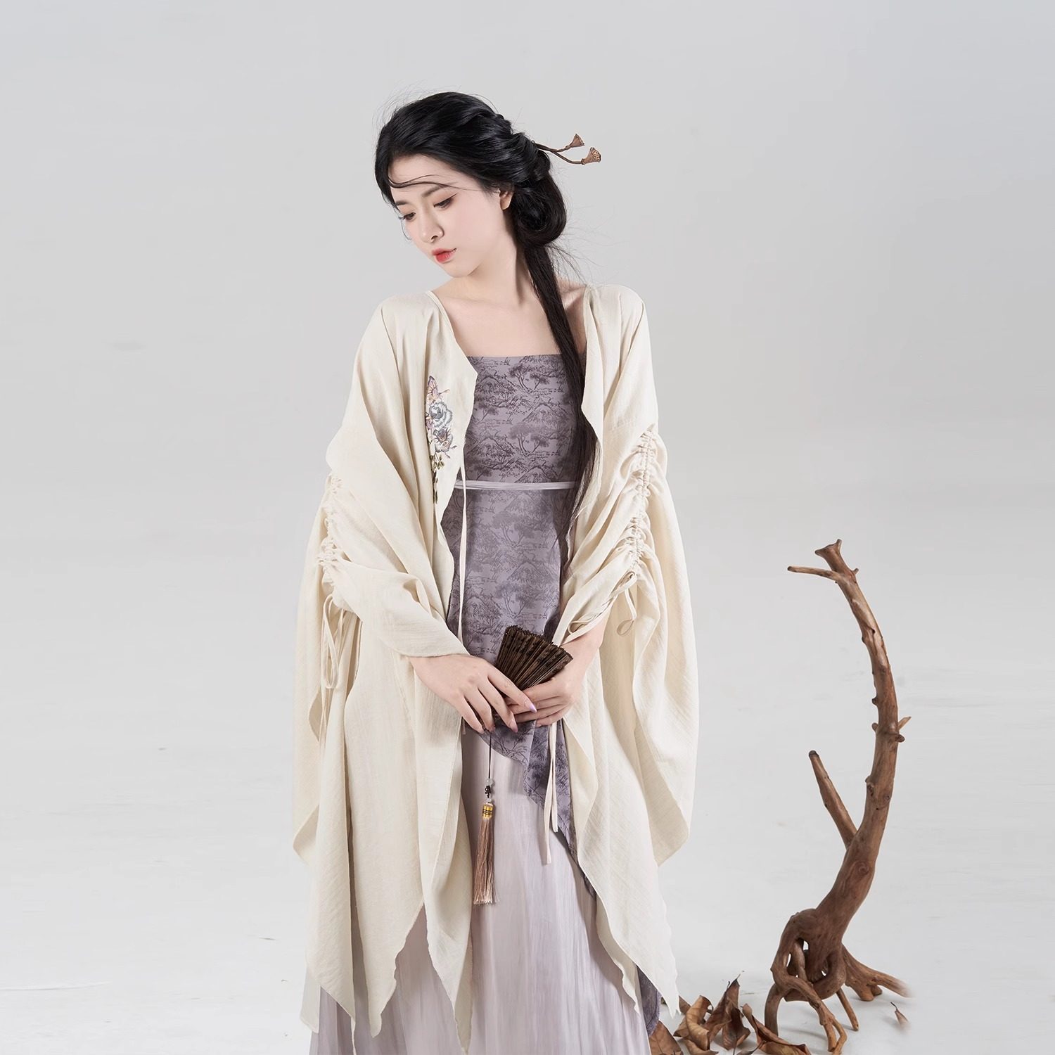 燕尾蝶织造司原创新中式国风丝光提花吊带连衣裙女两件套刺绣外衫,淘宝优惠券,粉丝福利购,淘宝优惠卷