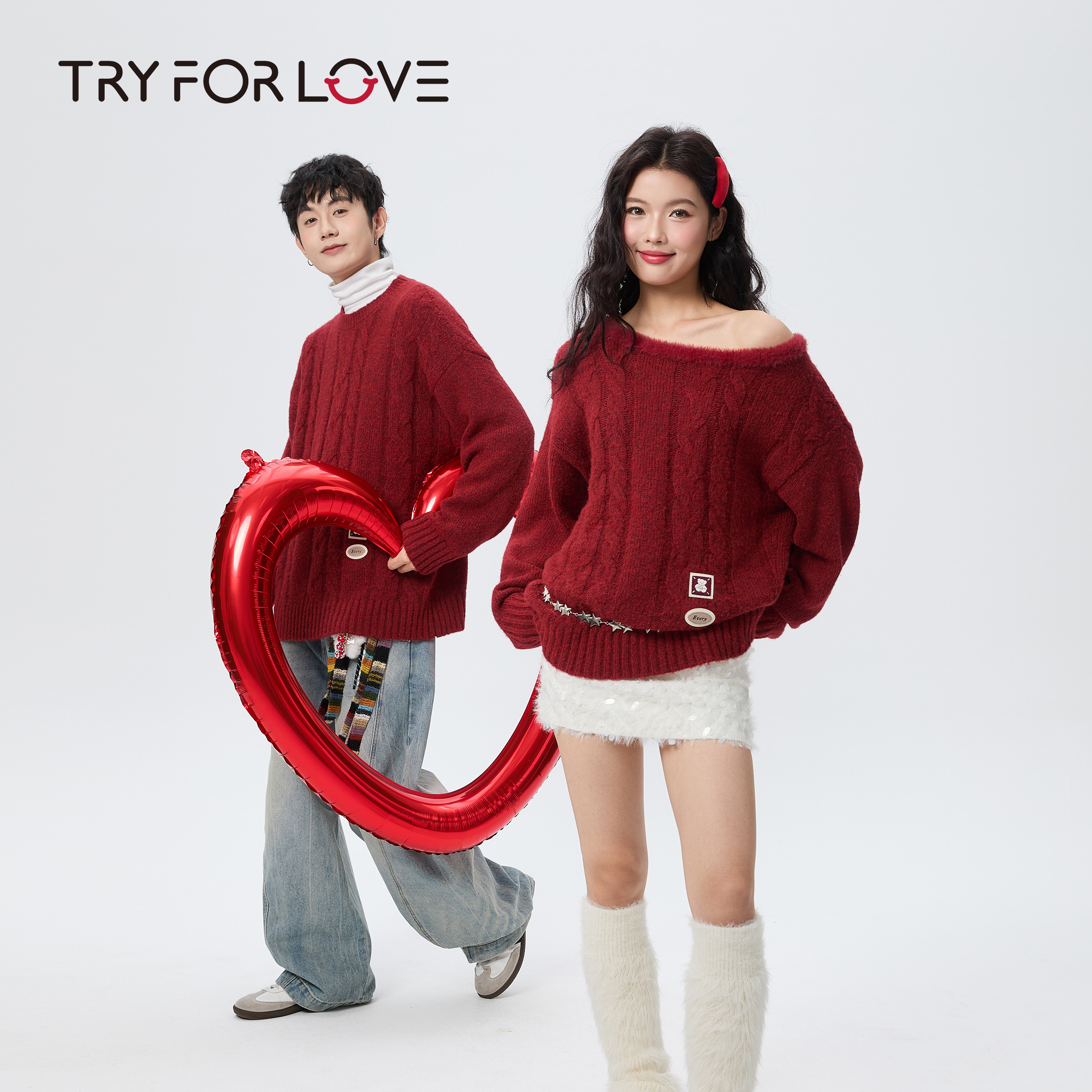 TRYFORLOVE红色斜肩喜庆情侣装毛衣冬季高级感款式保暖针织衫上衣 - 图3