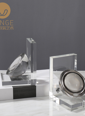 北欧创意透明水晶摆件样板房艺术装饰品欧式轻奢书靠酒柜书立摆设