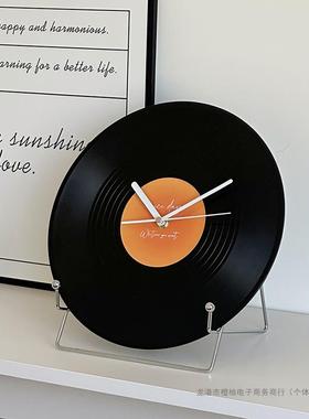 复古黑胶唱片钟创意挂钟客厅办公室书桌桌面摆件酒柜电视墙面装饰