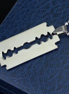 欧美男士简约百搭刀片项链朋克风不锈钢刀片吊牌剃须刀吊坠项链