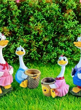创意卡通抱筐鸭子系列花盆摆件家居阳台装饰花园庭院树脂工艺品