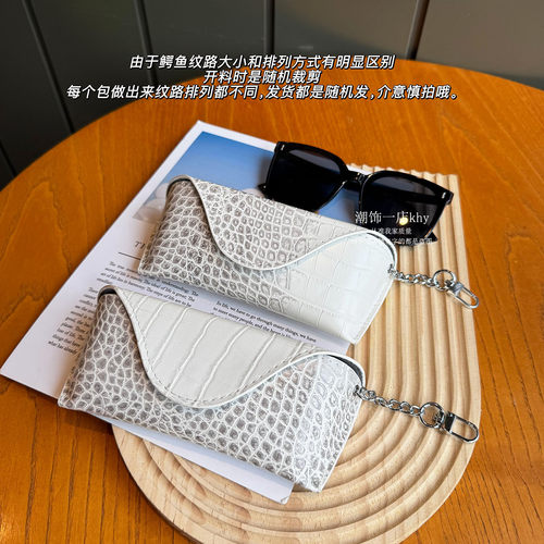 真皮高档鳄鱼纹眼镜盒便携抗压墨镜包通用老花近视眼镜收纳袋挂包 - 图3