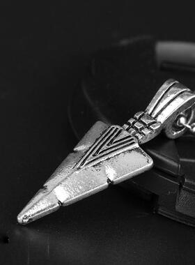 欧美影视周边绿箭侠合金复古箭头吊坠项链个性三角形箭头武器项链