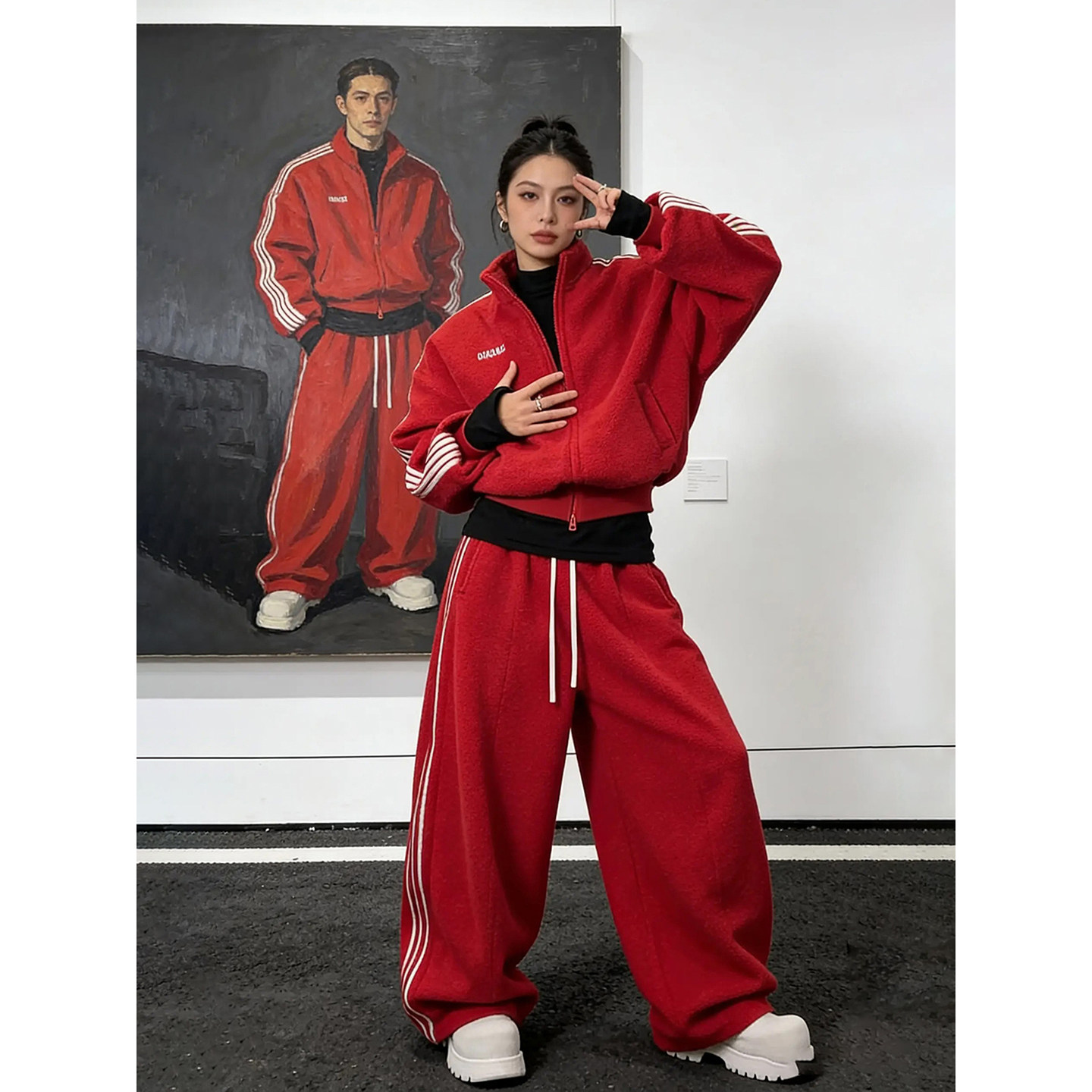 酒红色本命年条纹摇粒绒棉服外套男女冬加厚保暖棉衣美式运动套装,淘宝优惠券,粉丝福利购,淘宝优惠卷