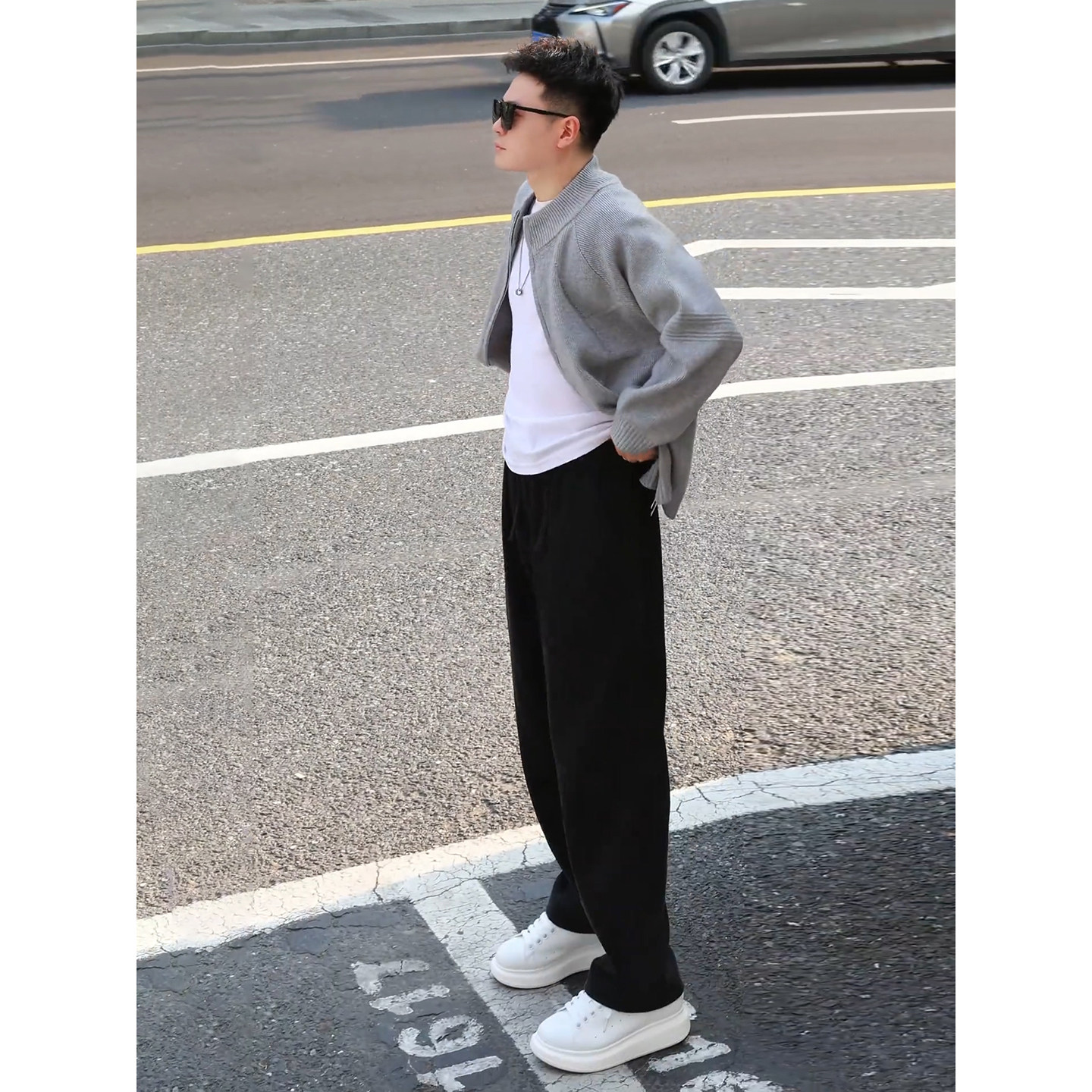韩系慵懒风双拉链开衫毛衣男生酷帅穿搭套装秋季垂感直筒弯刀卫裤,淘宝优惠券,粉丝福利购,淘宝优惠卷
