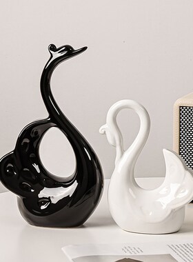 速发轻奢陶瓷结鹅情侣天装伴手礼物摆件一对客厅卧室茶几桌面高档