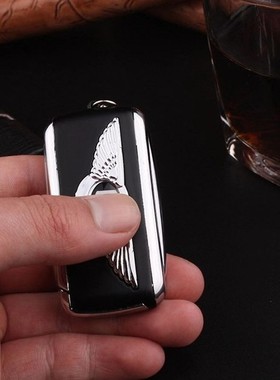 定制家具展厅样板房衣帽间九宫格装饰汽车钥匙模型展示