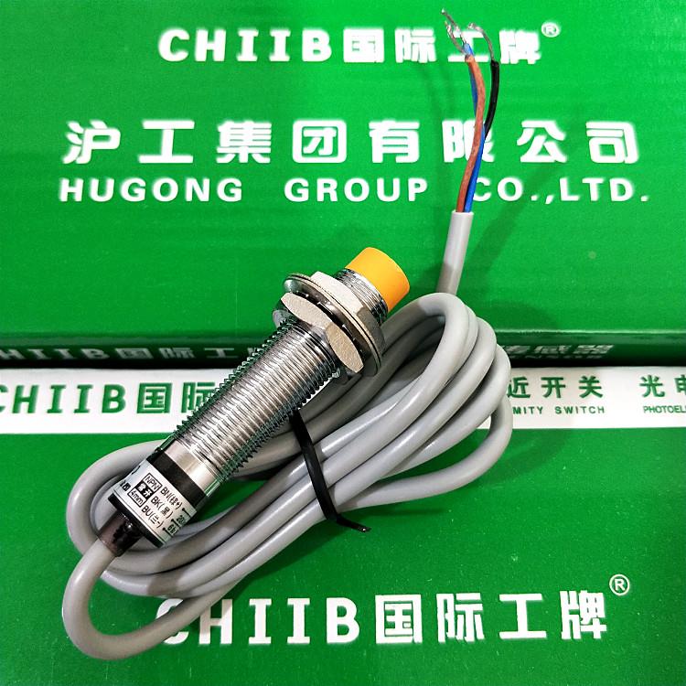 正品沪工接近开关HL-M12-N4NO/NC/PO/PC/TO/TC/AC金属传感器 - 图1