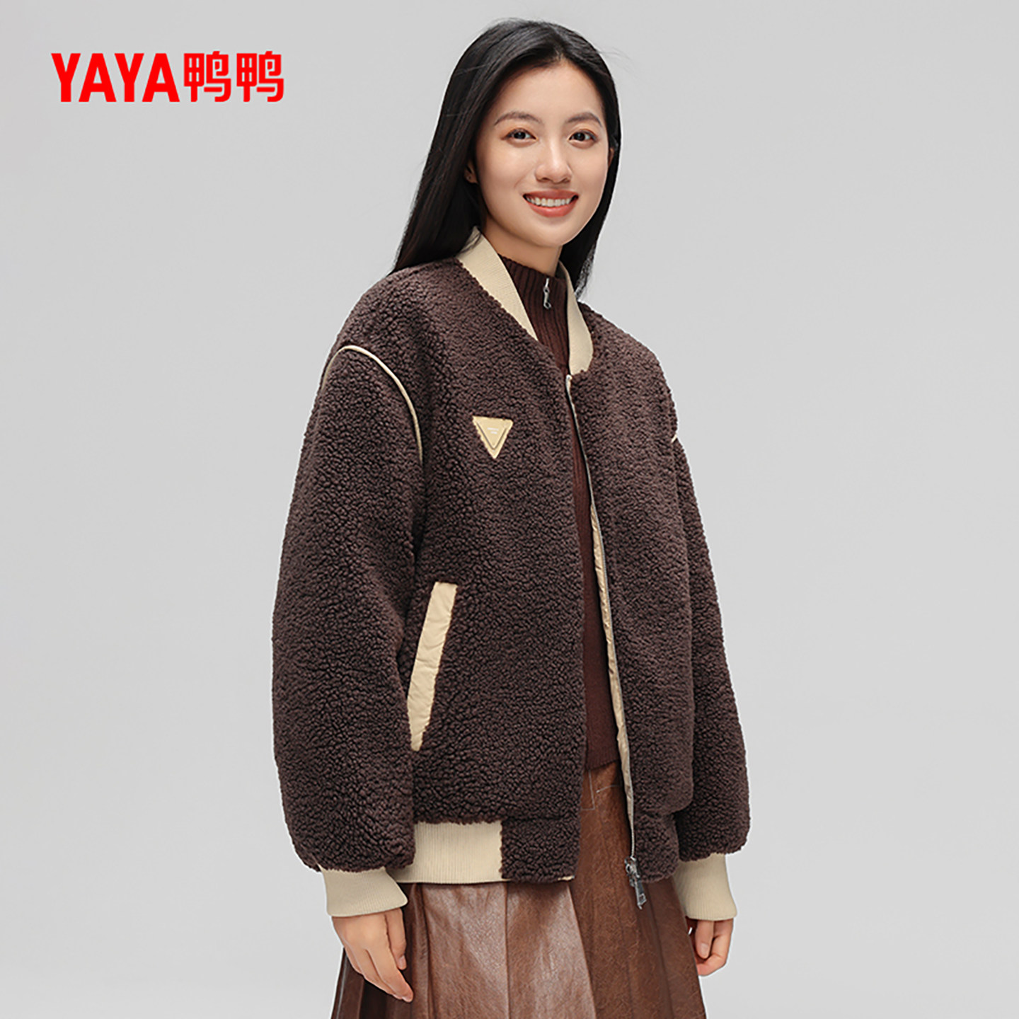 鸭鸭羽绒服女士2024秋冬新品时尚休闲短款一衣两穿棒球领休闲外套,淘宝优惠券,粉丝福利购,淘宝优惠卷