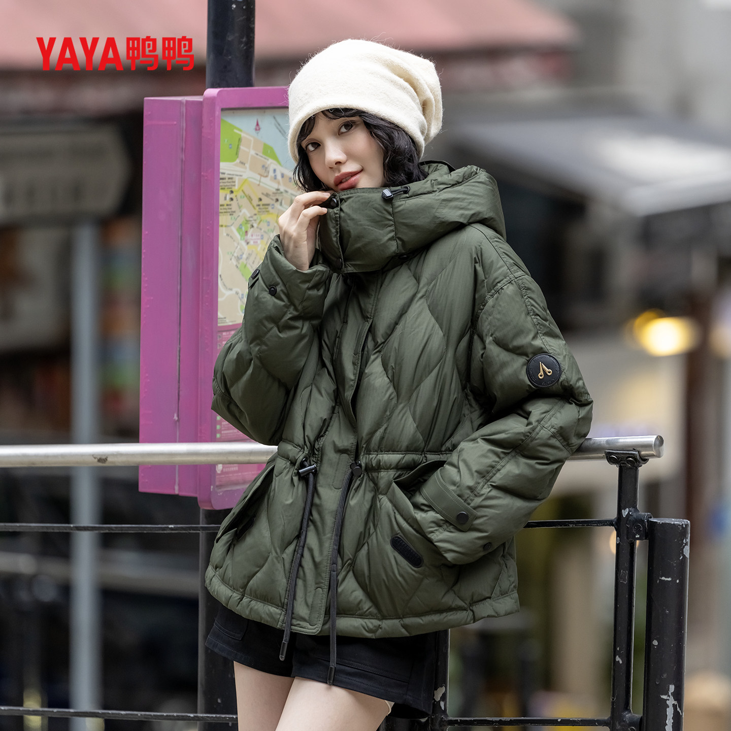 鸭鸭官方羽绒服2025新款运动风加厚外套宽松中长款冬季保暖女