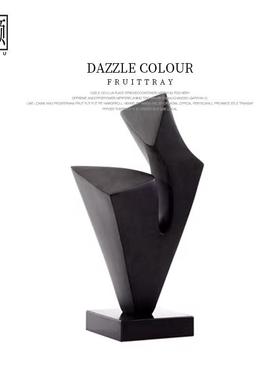 现代简约黑色几何抽象字母雕塑摆件酒店高档艺术品软装饰品