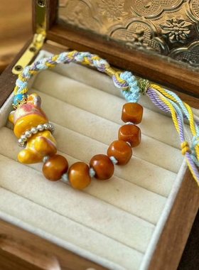 原创手编手绳手工牛骨方糖搭配大漆暴力熊手串清新可爱高级感饰品