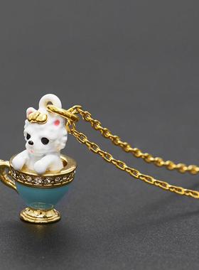 可爱时尚精致设计感珐琅釉立体迷你白色小狗茶杯犬吊坠锁骨项链女