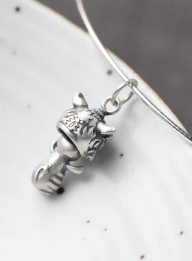 网红- S925银复古时尚喜庆醒狮吊饰 女款文艺气质小花猫锁骨吊坠