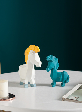 速发轻室客厅电视柜创意马摆件艺居饰品酒柜办公奢桌面装饰工家品