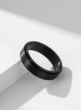 亚马逊哑光沙面旋转不锈钢戒指男