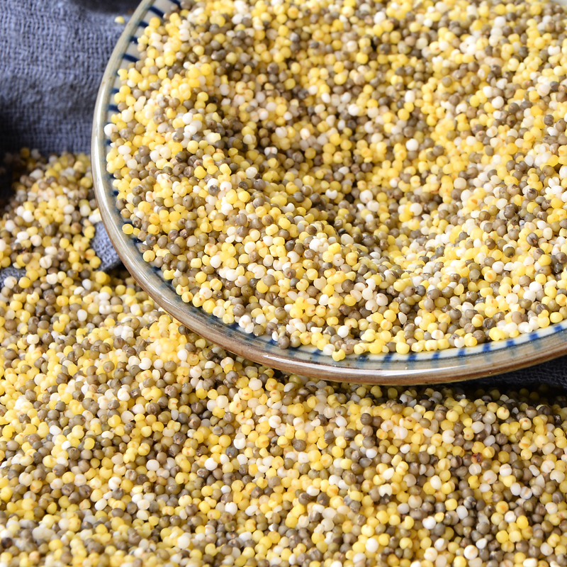 New four-color millet yellow millet white millet black millet green millet mixed grains millet porridge and rice bottled