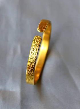 古法传承黄金色锤纹手镯实心素圈开口镯子复古国潮高级质感送女友