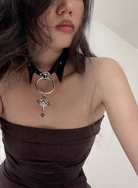 暗黑朋克哥特风choker项圈女颈带锁骨链十字架项链脖环个性小众