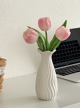 速发花瓶摆件客厅装花郁金香花白色韩系陶瓷花瓶玄关插饰摆件