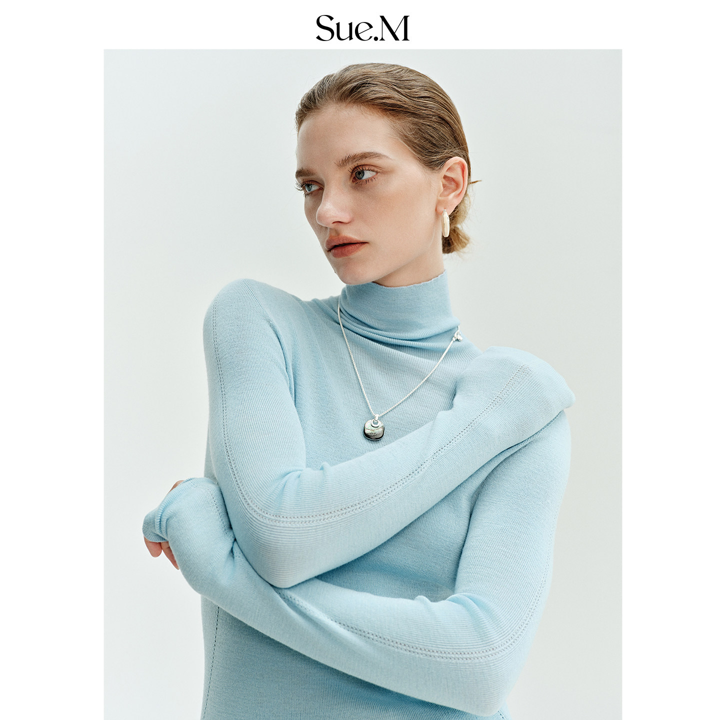 Sue.M德國进口120支绵羊毛一体成型无缝打底高领毛衣女冬18针工艺 - 图2